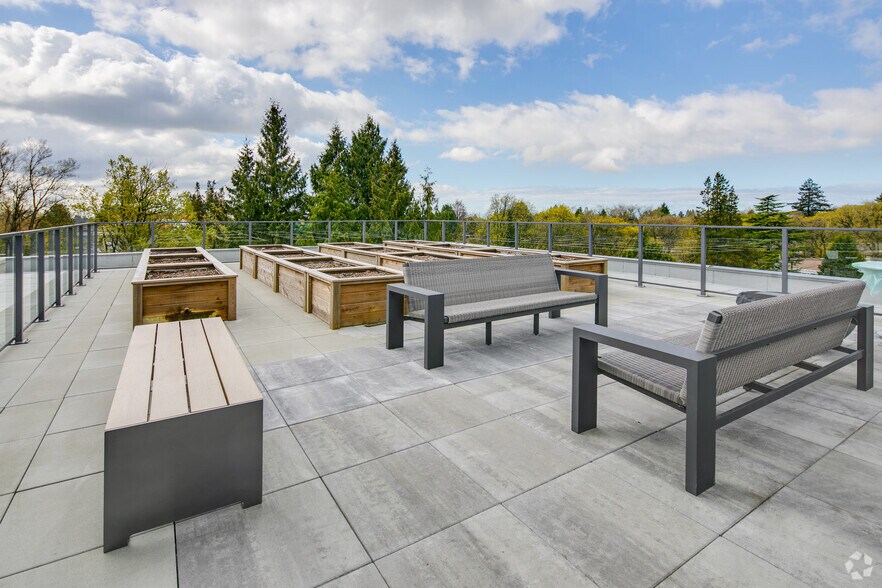 More Photos Of 5828 Granville St, Vancouver Apartments For Sale
