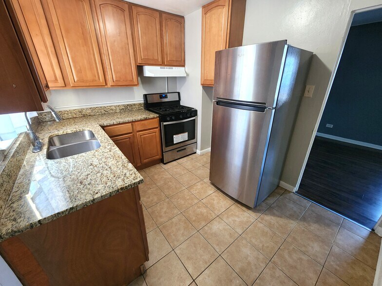 More Photos Of 3233-3249 Steele St, Denver Apartments For Sale
