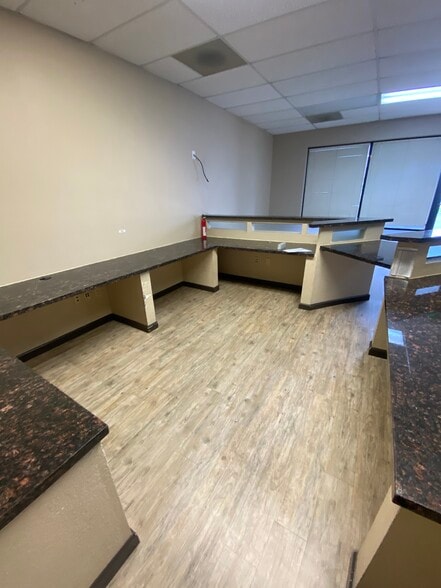 More Photos Of 2701 E Hammer Ln, Stockton Medical For Lease