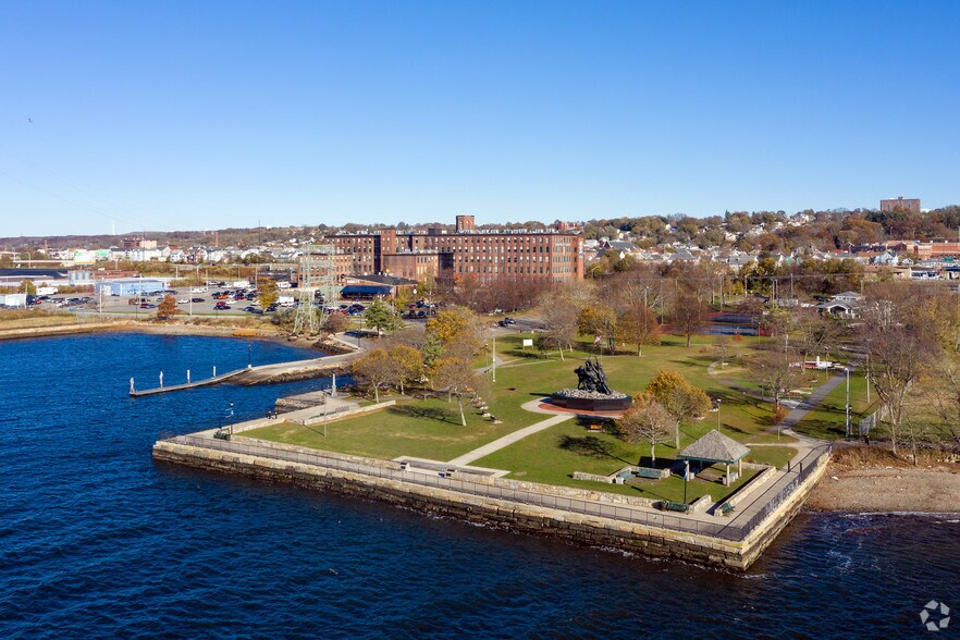 More Photos Of 1082 Davol St, Fall River Apartments For Lease