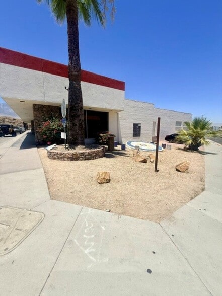 More Photos Of 68482-68484 E Palm Canyon Dr, Cathedral City Storefront For Lease