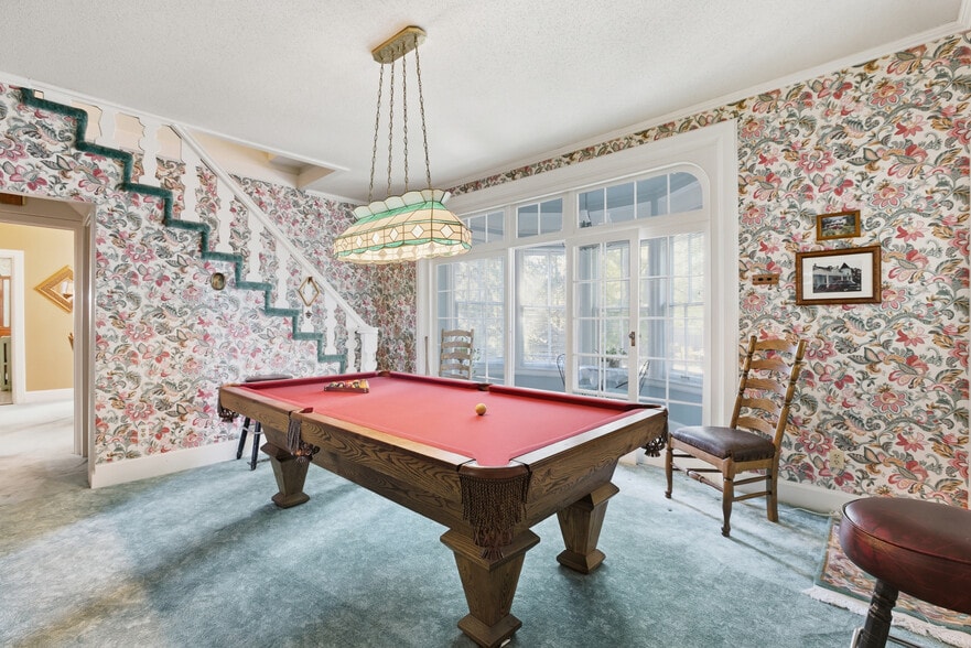 More Photos Of 1625 3rd Ave, Anoka Hospitality For Sale