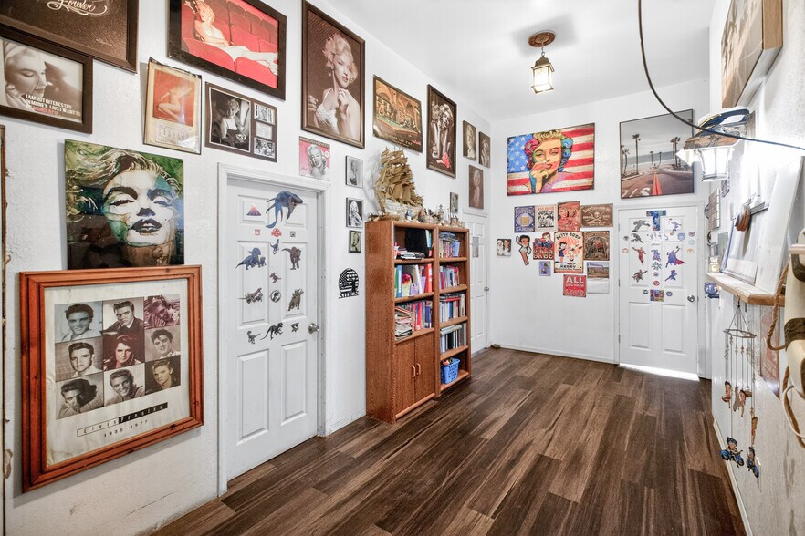 More Photos Of 100 Main St, Moro Specialty For Sale