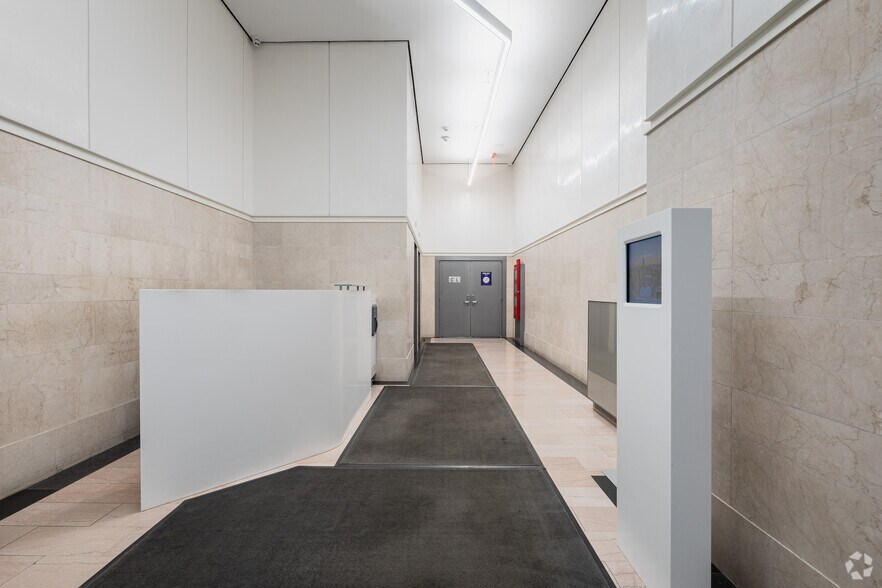 More Photos Of 218-232 W 40th St, New York Office For Sale