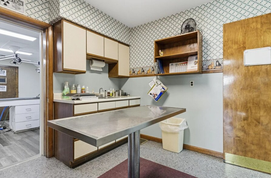 More Photos Of 5962 New York 812, Ogdensburg Medical For Sale
