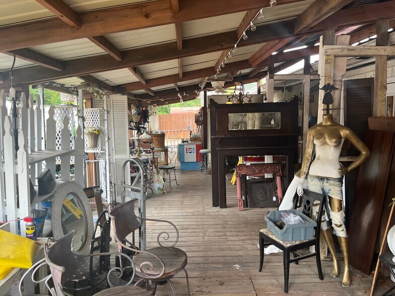More Photos Of 8111 Highway 119, Alabaster Freestanding For Sale