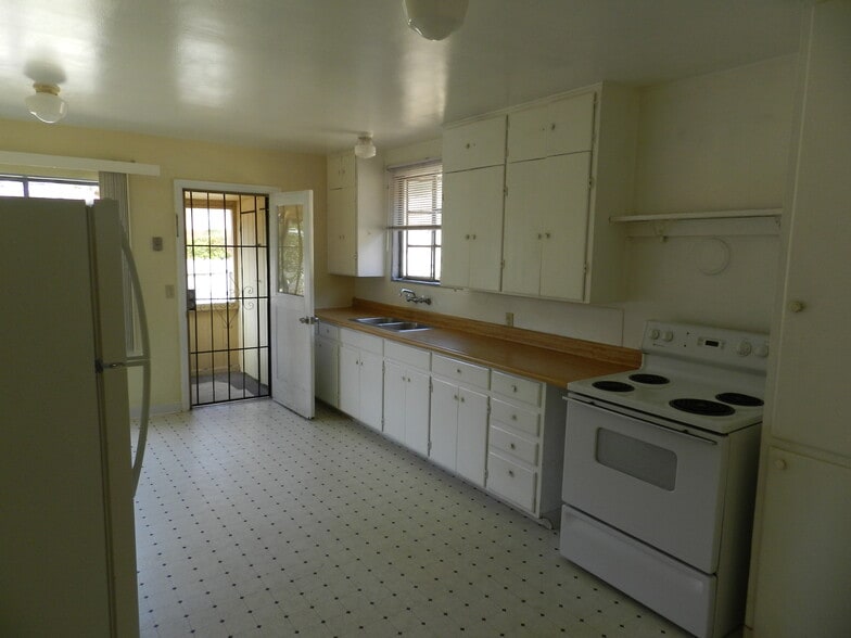 More Photos Of 17663 Vierra Canyon Rd, Salinas Manufactured Housing Mobile Home Park For Sale