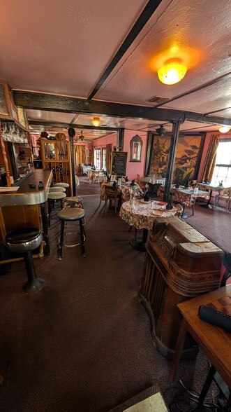 More Photos Of 2794 S Coast Hwy, Laguna Beach Restaurant For Lease