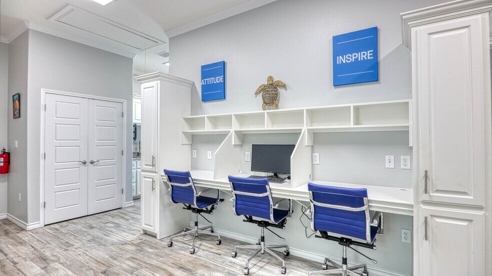 More Photos Of 14933 S Padre Island Dr, Corpus Christi Office For Lease