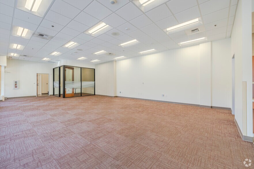More Photos Of 1001 Pacific Ave, Tacoma Office For Sale