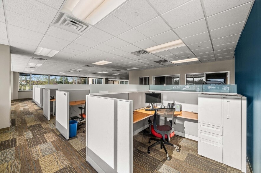 More Photos Of 505 Eagleview Blvd, Exton Unknown For Lease