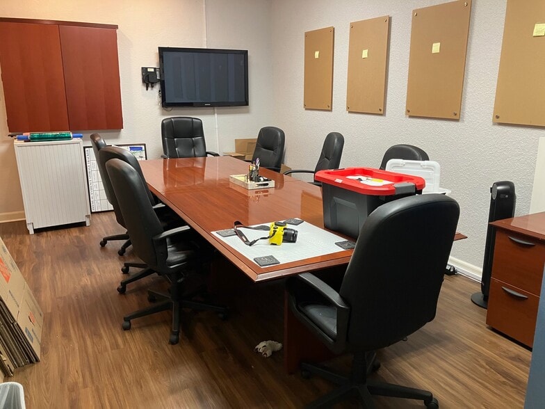 More Photos Of 212 Pasadena Pl, Orlando Office For Lease