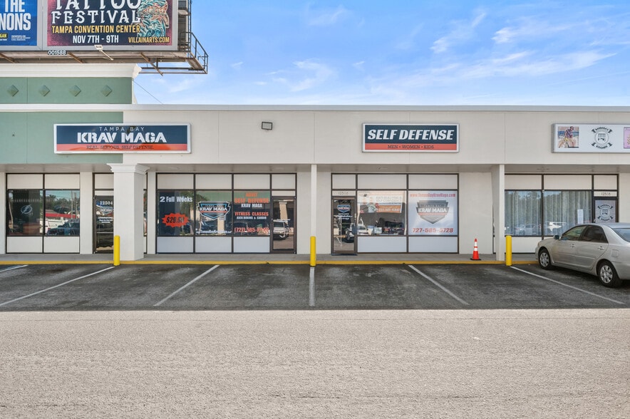 More Photos Of 12500 Starkey Rd, Largo Unknown For Lease