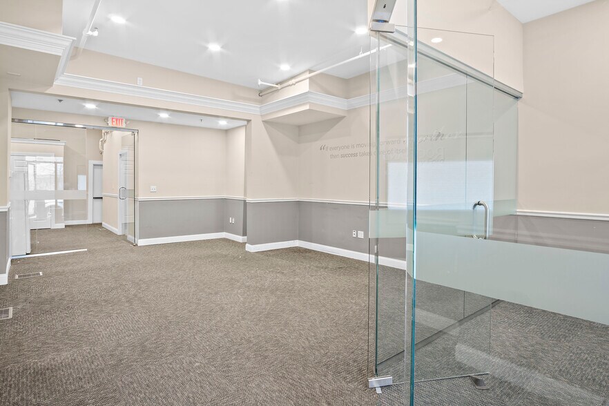 More Photos Of 400-410 Neponset Ave, Dorchester Apartments For Lease
