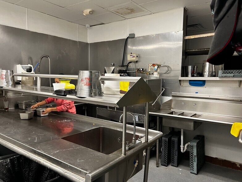 More Photos Of 8800-8990 State Road 84, Davie Unknown For Lease