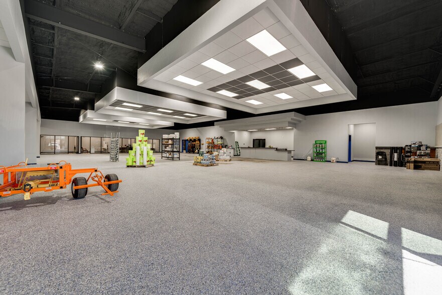 More Photos Of 2400 Steven Rd, Odessa Warehouse For Sale