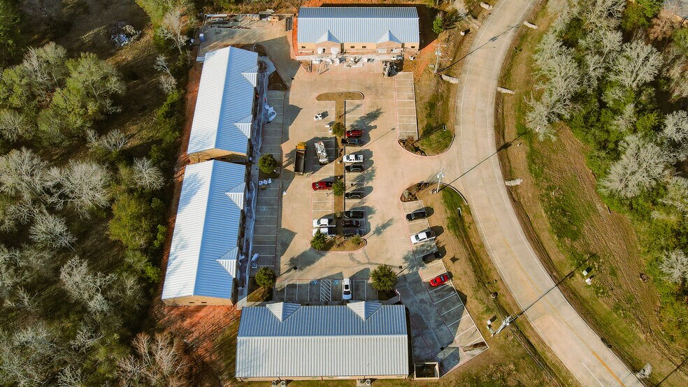 More Photos Of 15349 Summit Park Dr, Montgomery Unknown For Lease