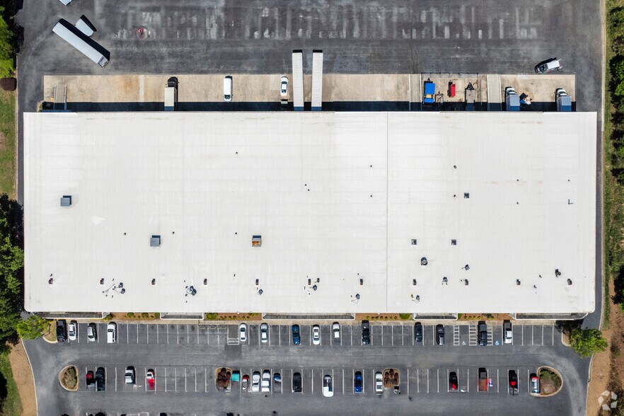 More Photos Of 1781 Westfork Dr, Lithia Springs Warehouse For Lease