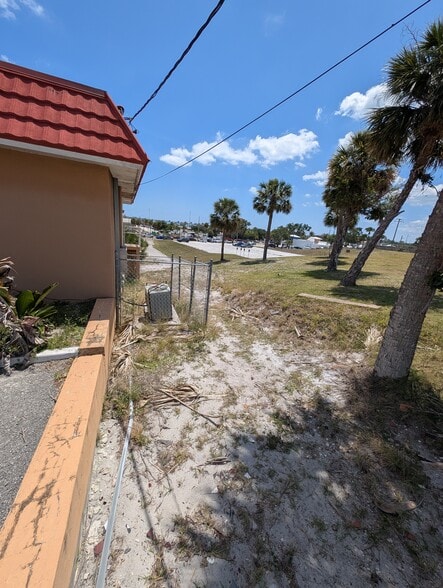 More Photos Of 812 N 7th St, Fort Pierce Medical For Lease