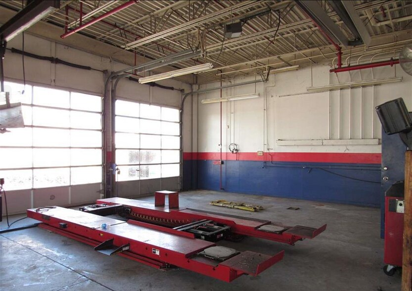 More Photos Of 4739 Pecanland Mall Dr, Monroe Unknown For Lease