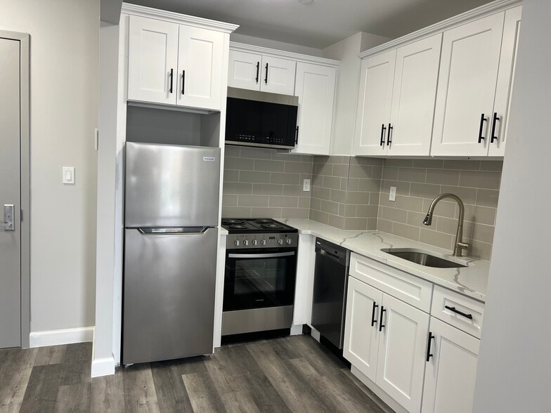 More Photos Of 3162 Villa Ave, Bronx Apartments For Sale