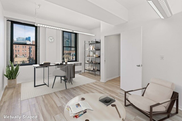 More Photos Of 501-507 N LaSalle Dr, Chicago Office For Lease
