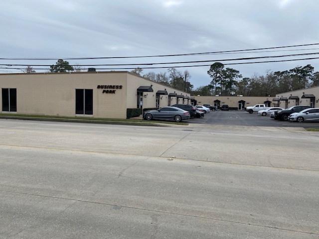 Primary Photo Of 3511 Pinemont Dr, Houston Flex For Lease