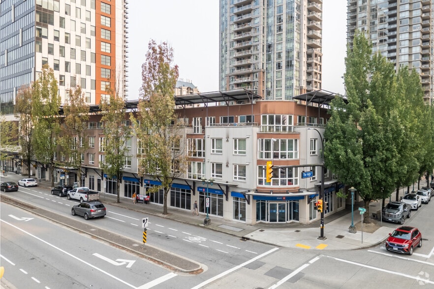 More Photos Of 1161 The High St, Coquitlam Storefront Retail Residential For Sale