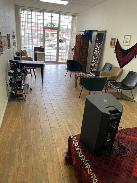 More Photos Of 4307-4321 Lemmon Ave, Dallas General Retail For Lease