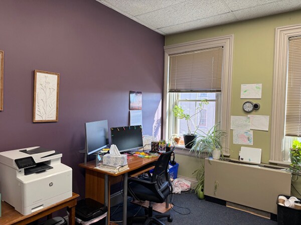 More Photos Of 2 N Main St, Saint Albans Office For Sale