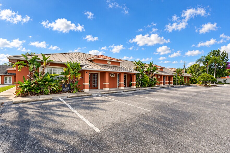 Primary Photo Of 5420 Land O Lakes Blvd, Land O' Lakes Office For Sale