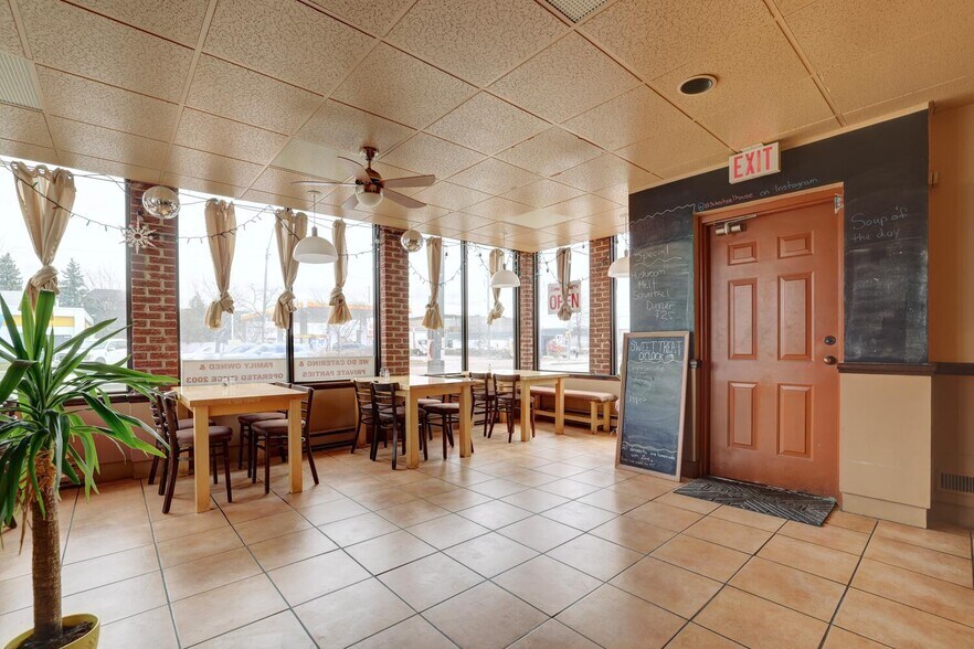 More Photos Of 448 Browns Line, Toronto Restaurant For Sale