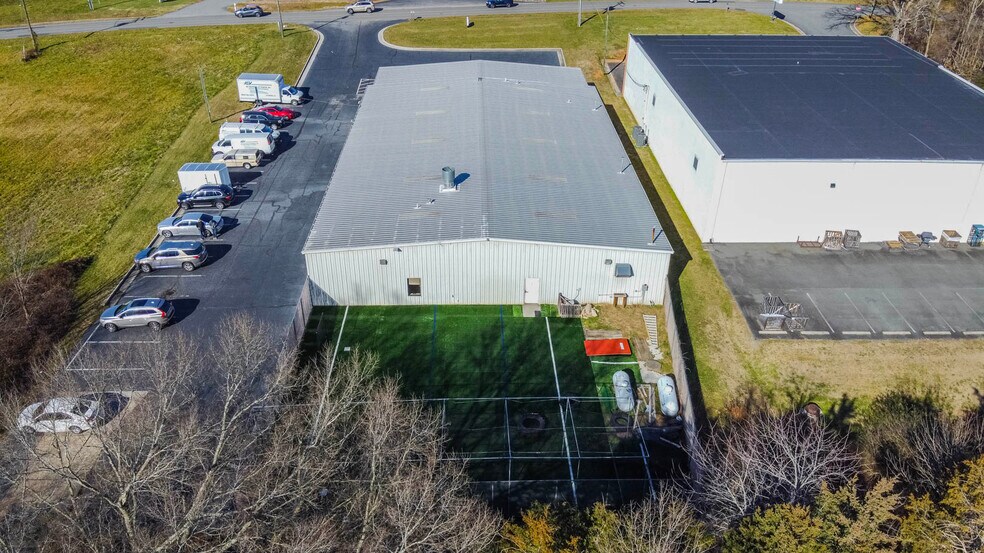 More Photos Of 12927 Plaza Dr, Richmond Light Manufacturing For Lease