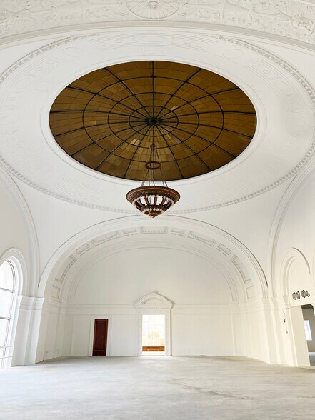 More Photos Of 240 Greenwich Ave, Greenwich Office For Lease