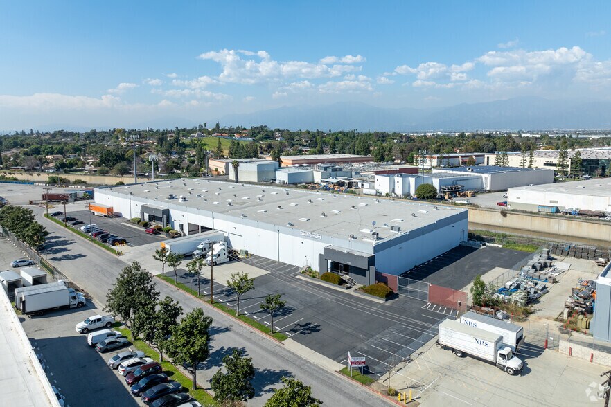 More Photos Of 14313-14351 Bonelli St, City of Industry Distribution For Sale
