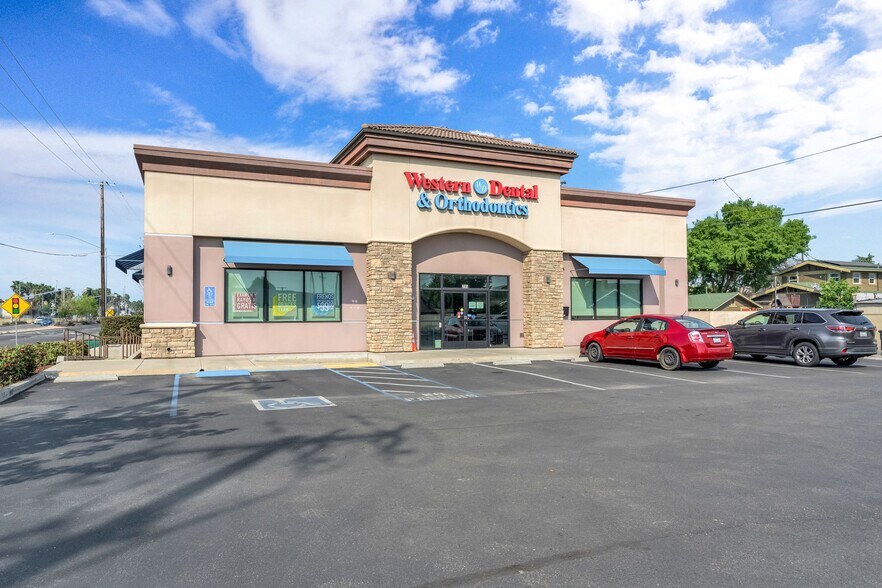 More Photos Of 285 W El Monte Way, Dinuba Medical For Sale