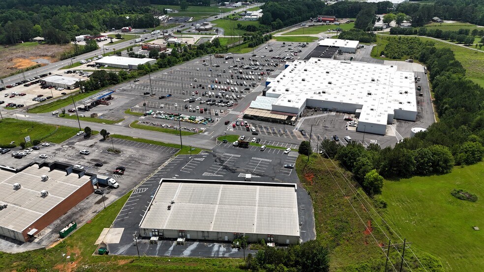 More Photos Of 150 Pearl Dr, LaFayette Restaurant For Sale