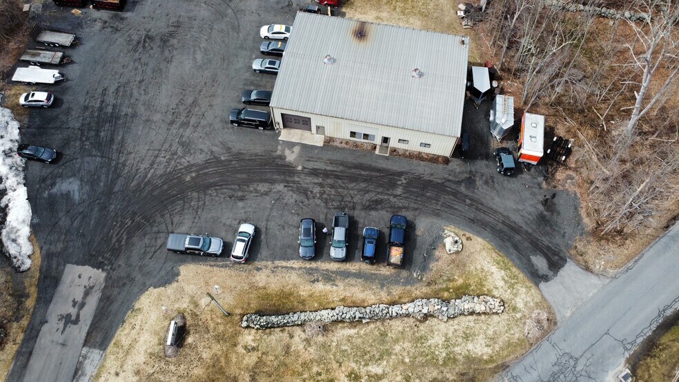 More Photos Of 175 North St, Goshen Office For Lease