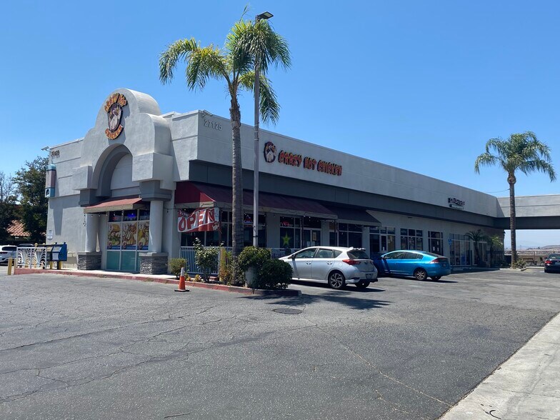 More Photos Of 27125-27127 Sierra Hwy, Santa Clarita Unknown For Sale