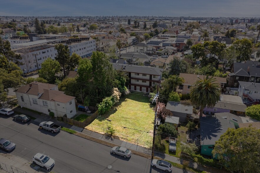 More Photos Of 1127 20th st, Oakland Land For Sale