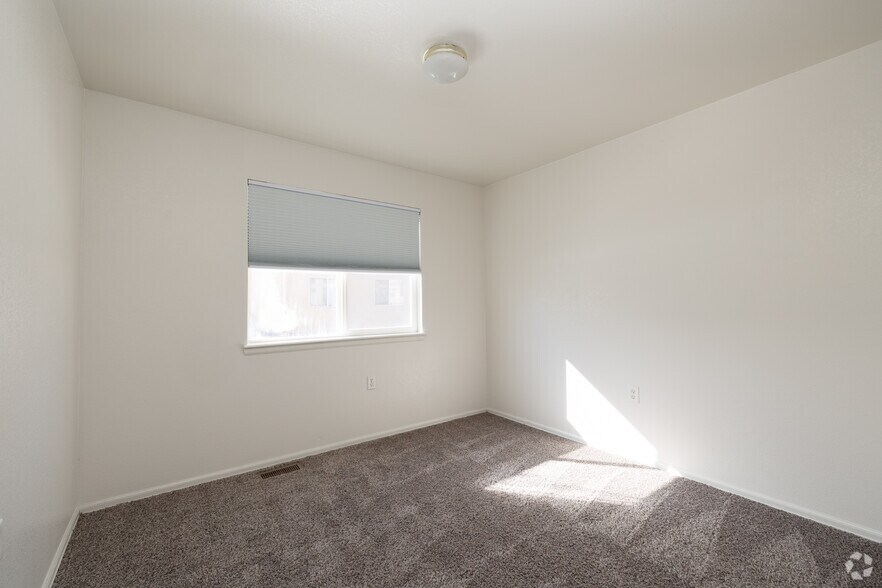 More Photos Of 393 E Spaulding Ave, Pueblo Apartments For Sale