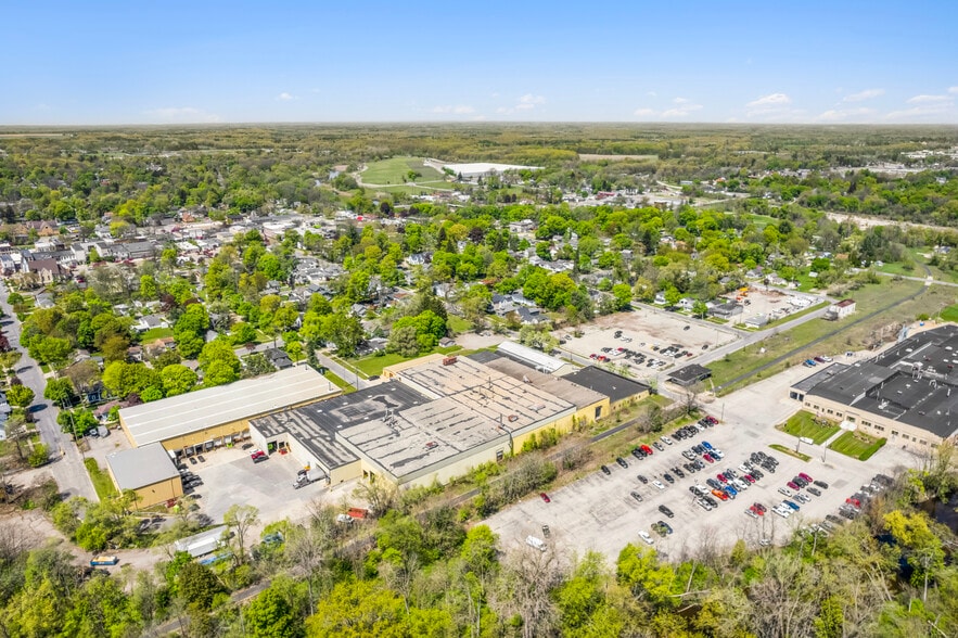 More Photos Of 429 E Grove St, Greenville Industrial For Sale