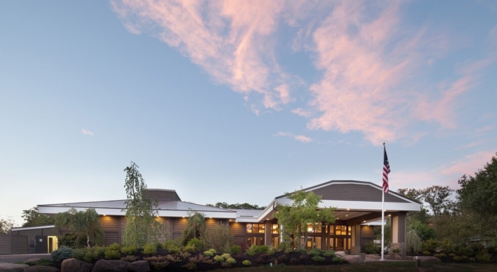 More Photos Of 283 Rock Hill Dr, Rock Hill Hotel For Sale