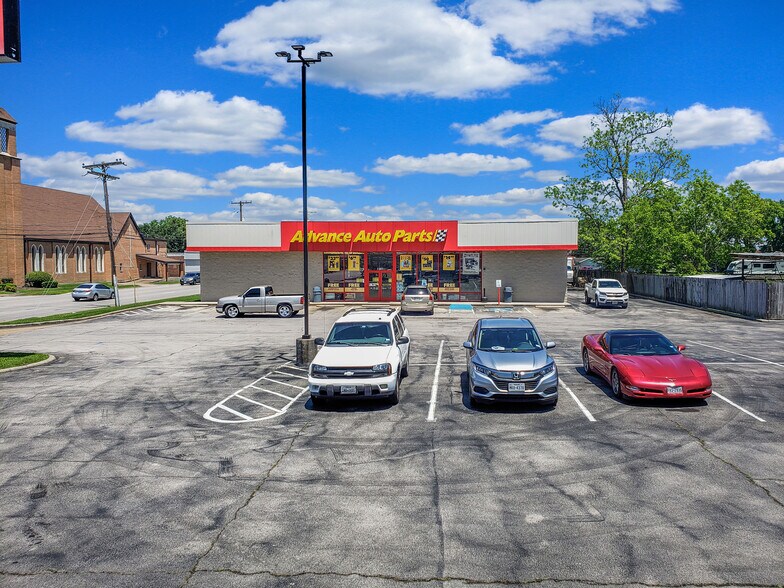 More Photos Of 1301 Nederland Ave, Nederland Auto Repair For Sale