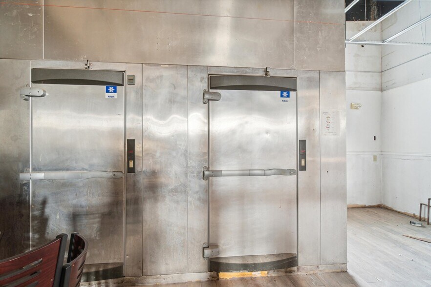 More Photos Of 107 Baker St, Waunakee Storefront Retail Office For Sale