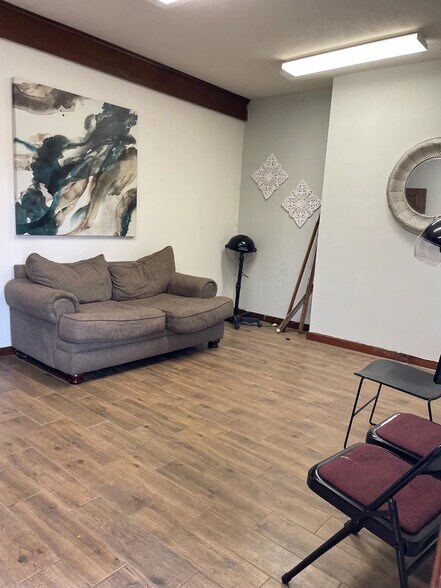 More Photos Of 5440 Executive Pl, Jackson Office For Sale