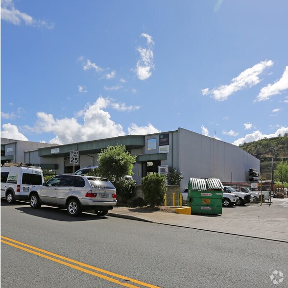 More Photos Of 99-1342 Koaha Pl, Honolulu Warehouse For Lease