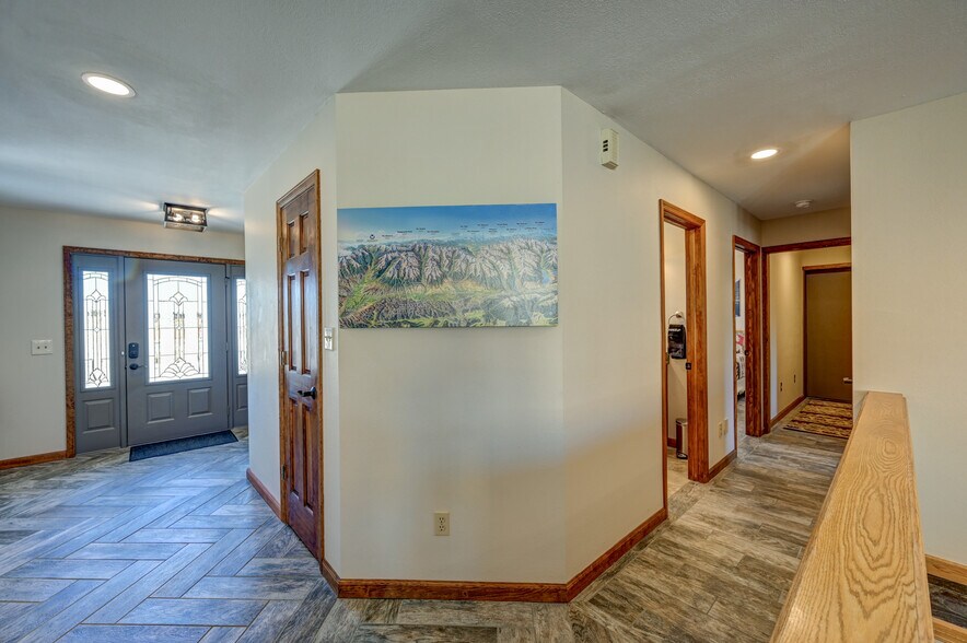More Photos Of 9955 County Road 120, Salida Hotel For Sale