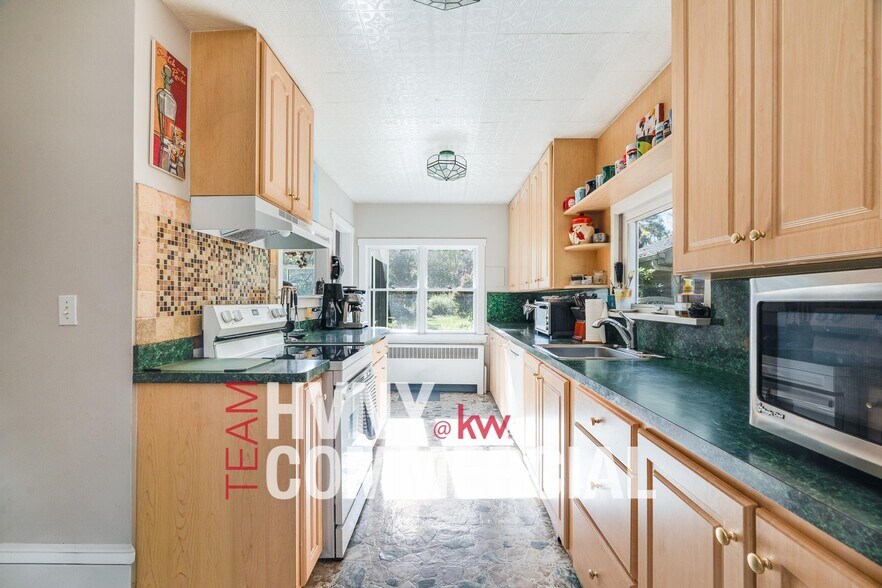 More Photos Of 553 Hosner Mountain Rd, Stormville Warehouse For Sale
