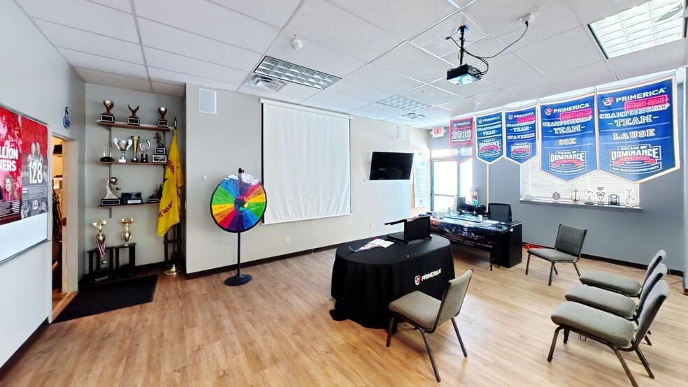 More Photos Of 7606 Tylers Place Blvd, West Chester Office For Lease